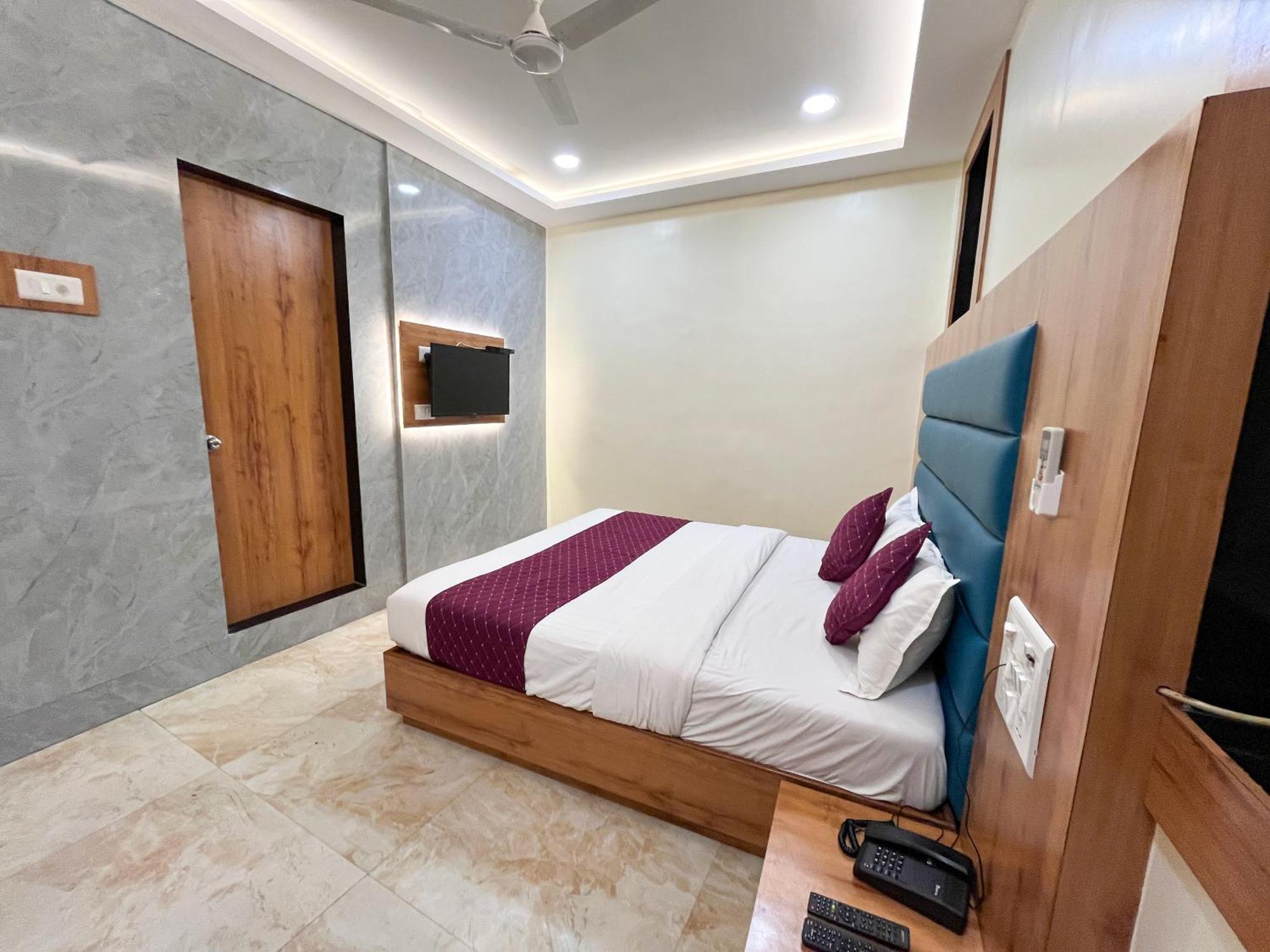 Hotel National - Grant Road مومباي المظهر الخارجي الصورة