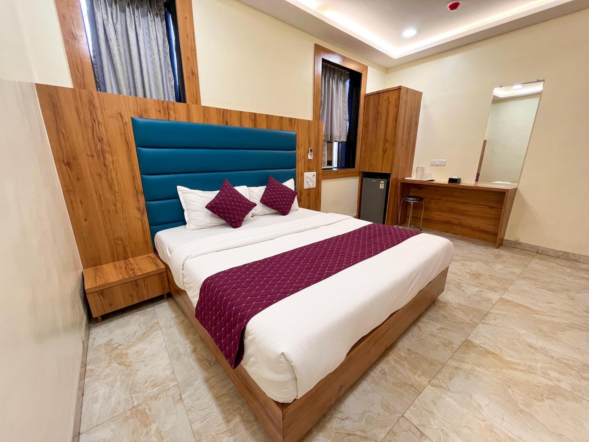 Hotel National - Grant Road مومباي المظهر الخارجي الصورة