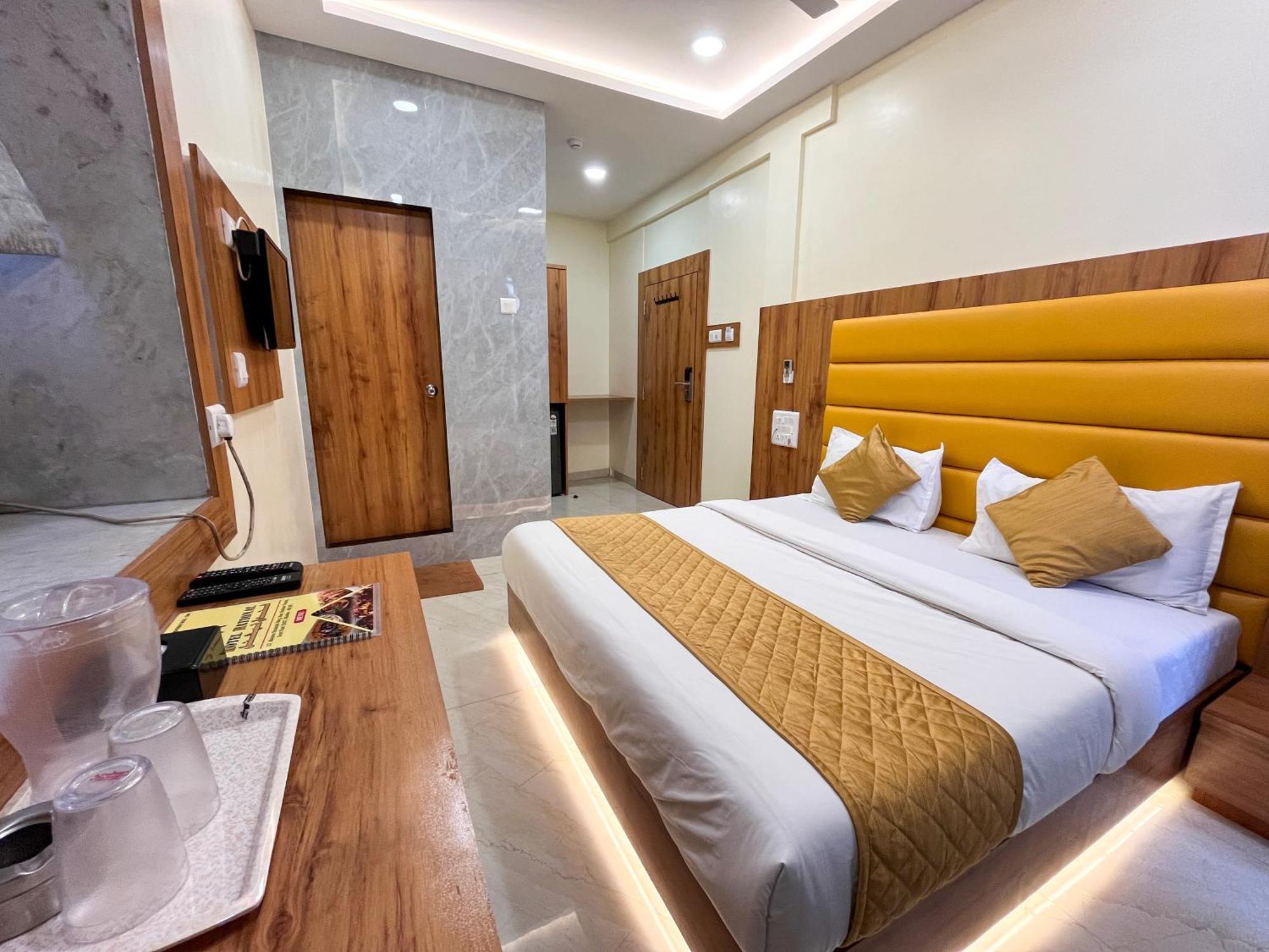 Hotel National - Grant Road مومباي المظهر الخارجي الصورة